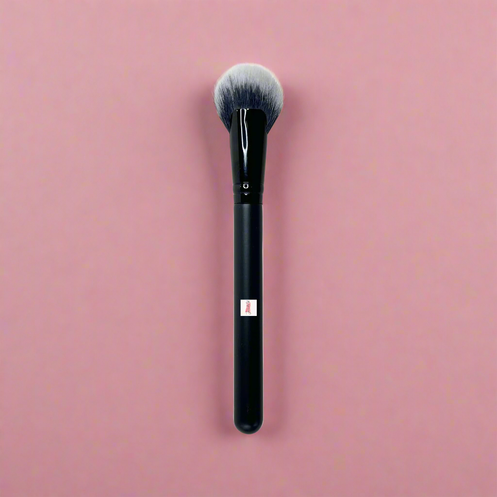 Cheek Fan Brush